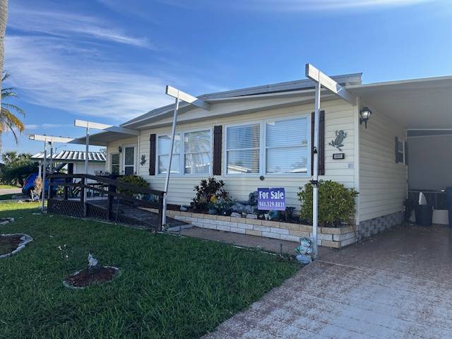 Mobile home for sale in Ellenton, FL